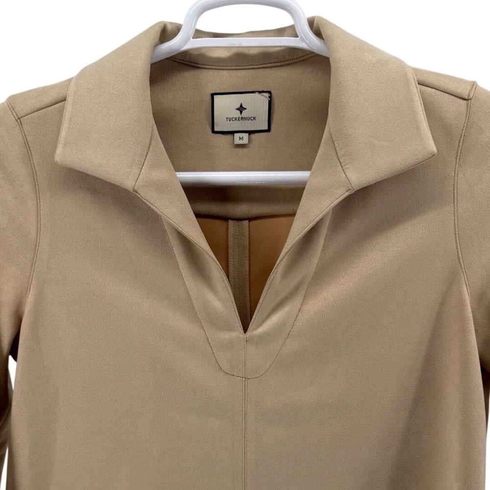 Tuckernuck Women Tan Faux Suede V-Neck Notch Collar 3/4 Sleeve Top Medium